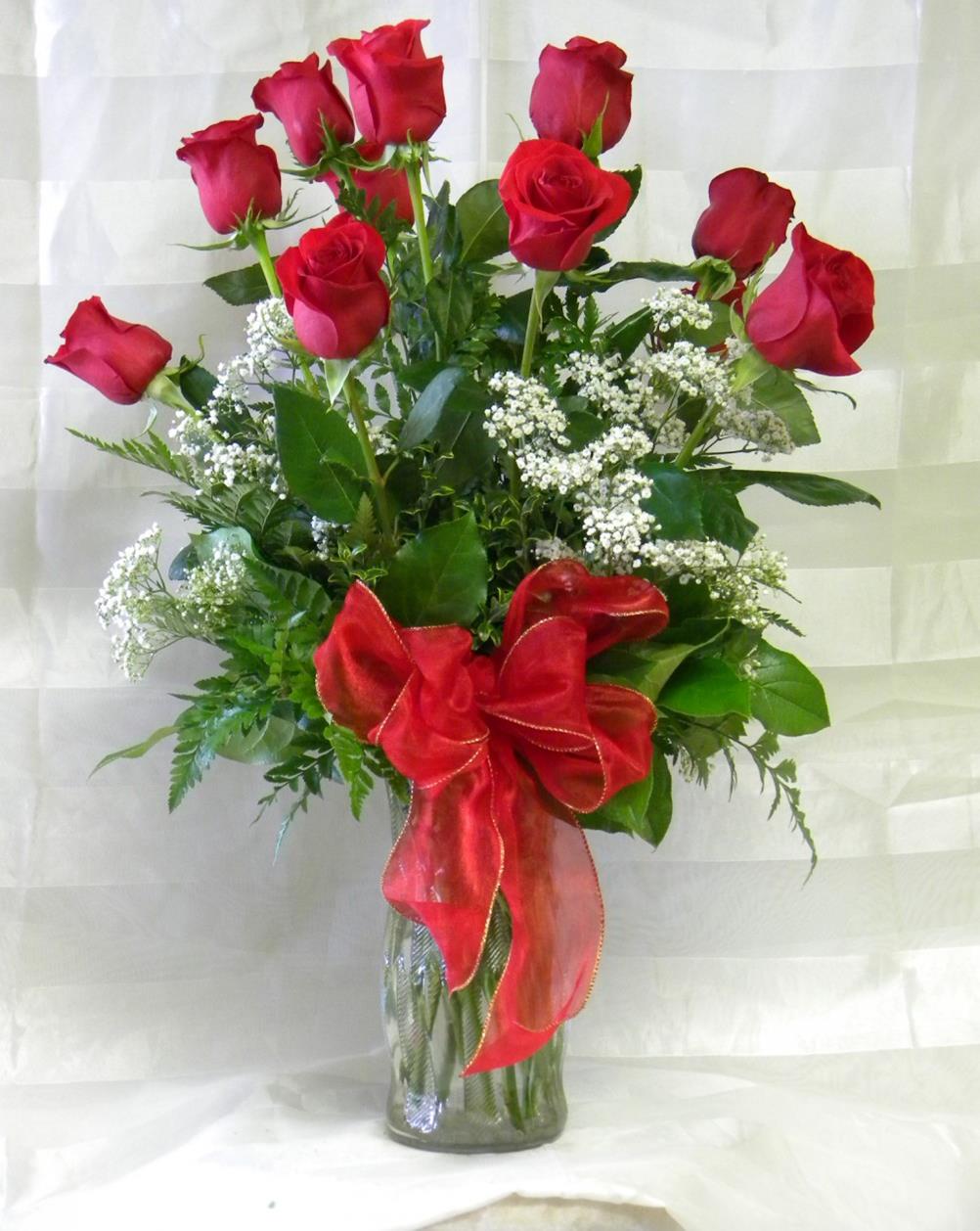 Classic Dozen Red Roses